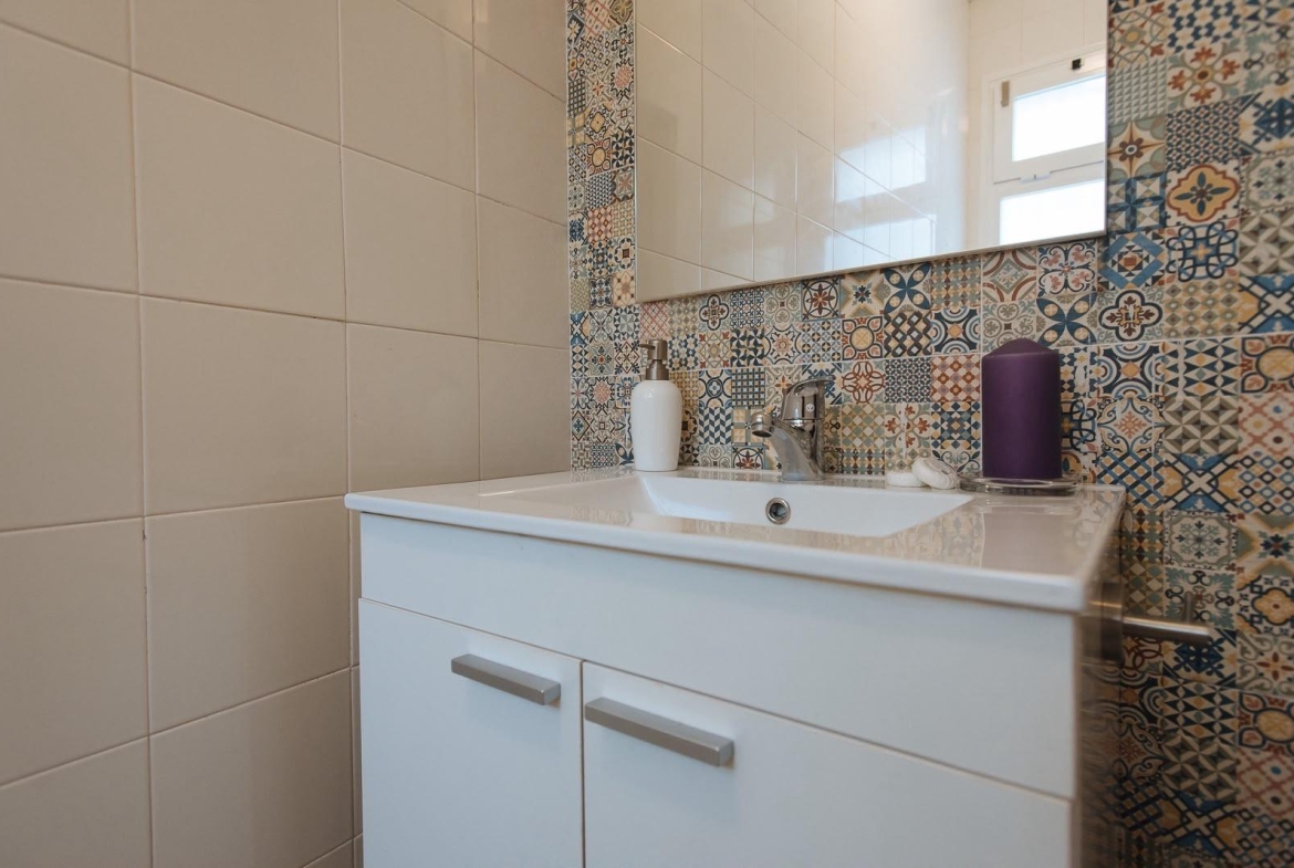 ¡ESTUPENDO CHALET REFORMADO CON LICENCIA TURISTICA! ZONA: ALAMEDA