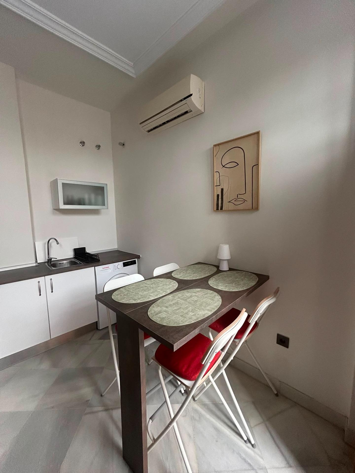 ¡ESTUPENDO DÚPLEX REFORMADO! ZONA: ALAMEDA