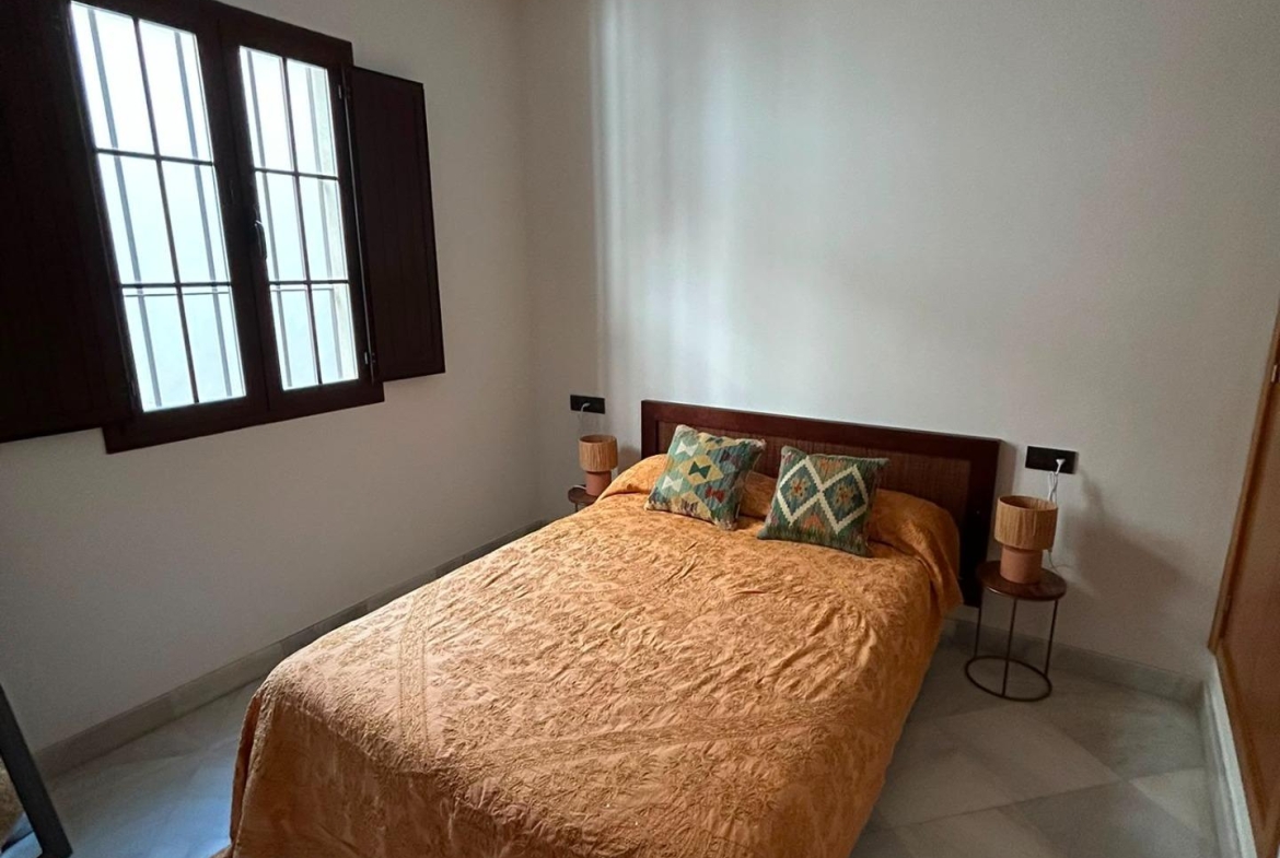 ¡ESTUPENDO DÚPLEX REFORMADO! ZONA: ALAMEDA