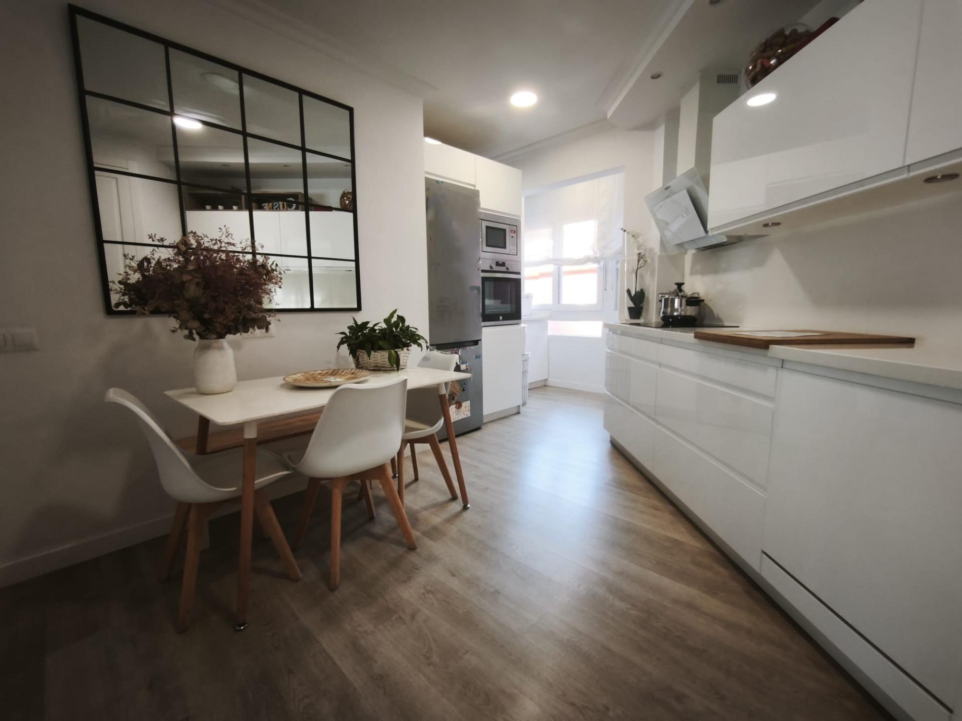 ¡ESTUPENDO PISO REFORMADO! ZONA: LOS REMEDIOS
