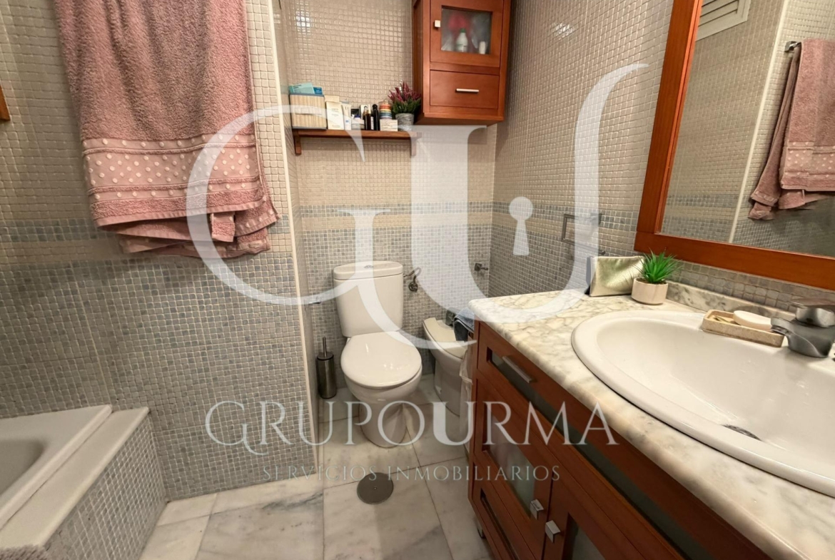 ¡ESTUPENDO ÁTICO EN EL CENTRO DE SEVILLA! CALLE ARJONA