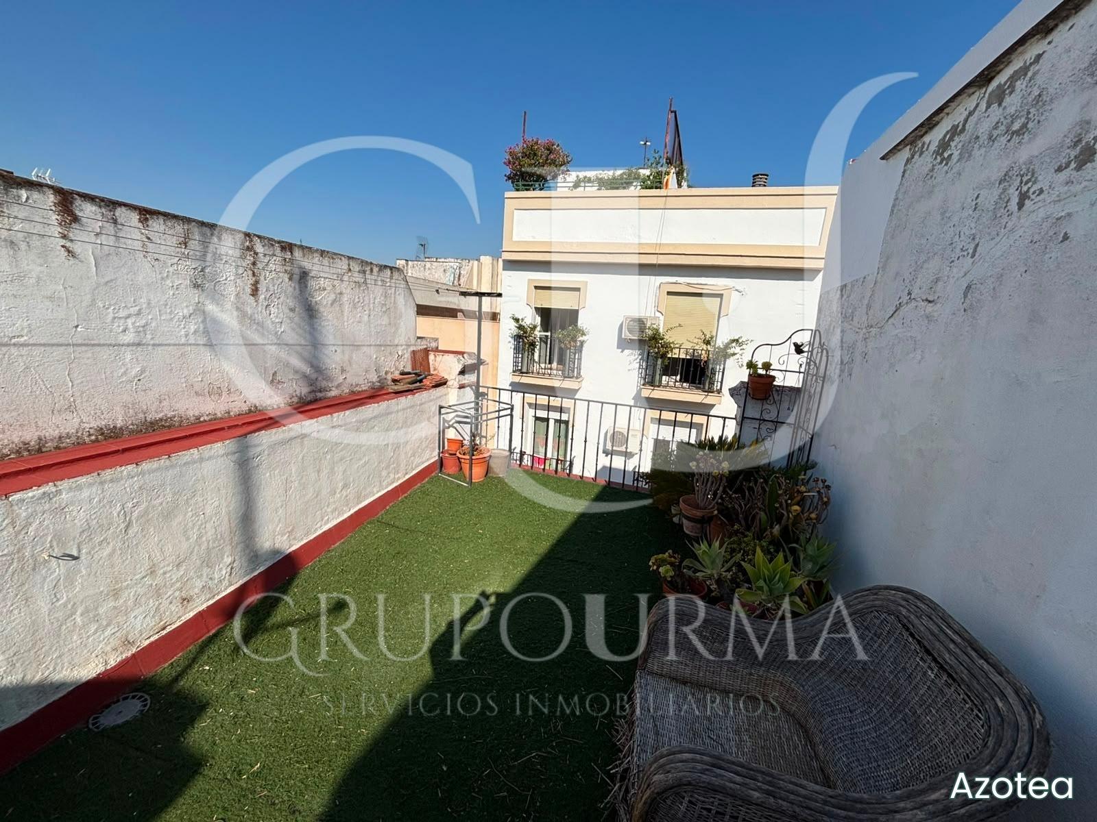 ¡ESTUPENDO CHALET EN EL CORAZON DE SEVILLA!