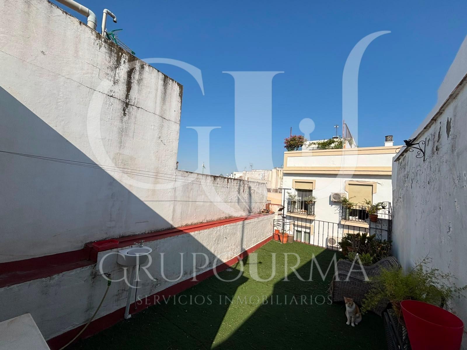 ¡ESTUPENDO CHALET EN EL CORAZON DE SEVILLA!