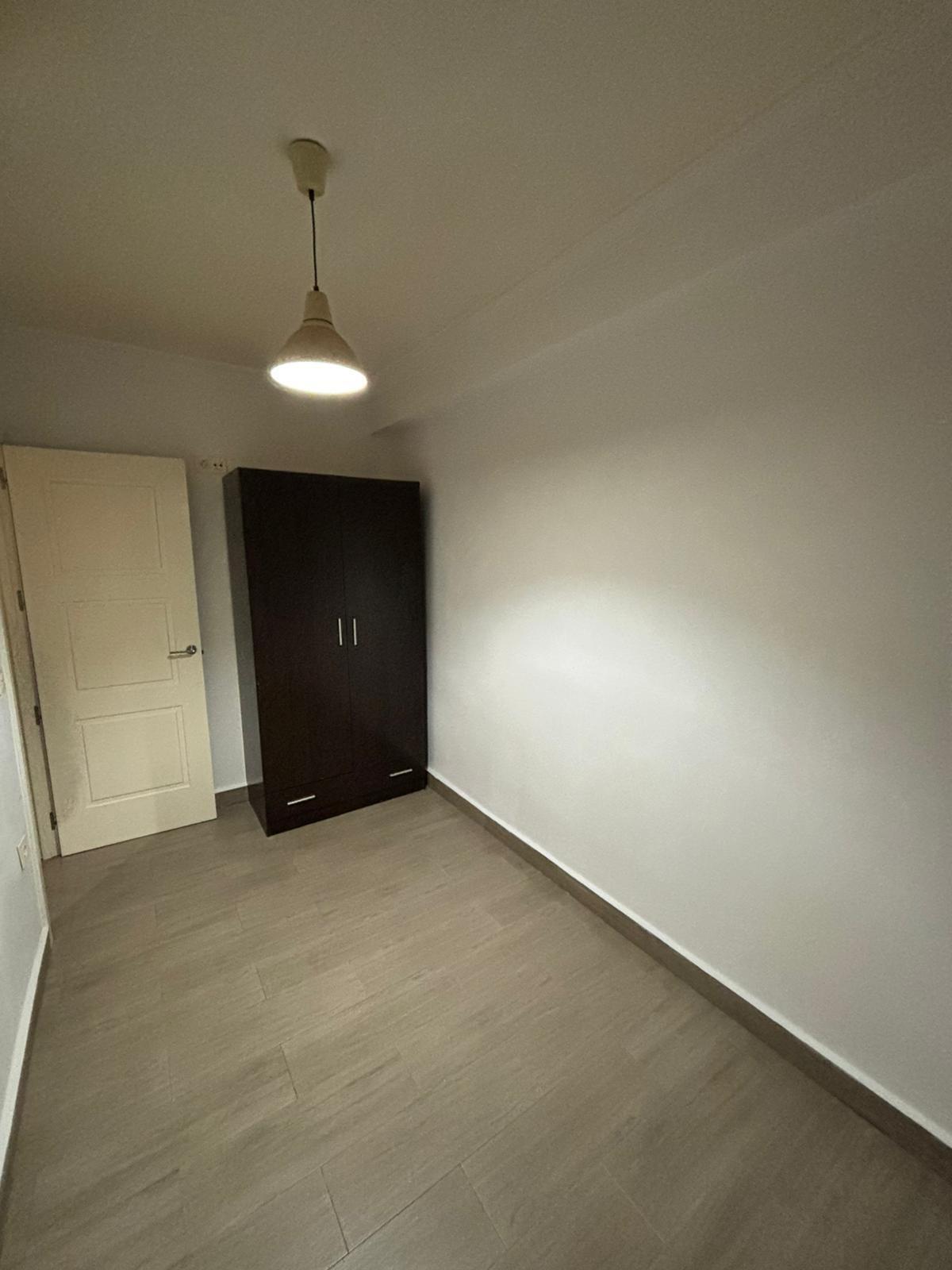 ¡ESTUPENDO PISO REFORMADO EN CALLE AGUAMARINA!