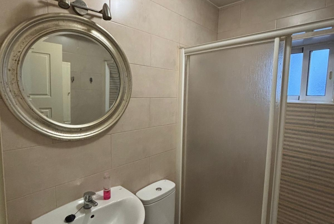 ¡ESTUPENDO PISO REFORMADO EN CALLE AGUAMARINA!
