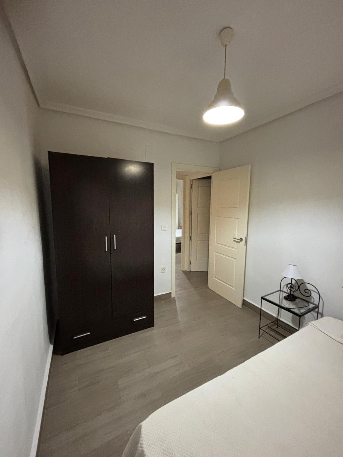 ¡ESTUPENDO PISO REFORMADO EN CALLE AGUAMARINA!