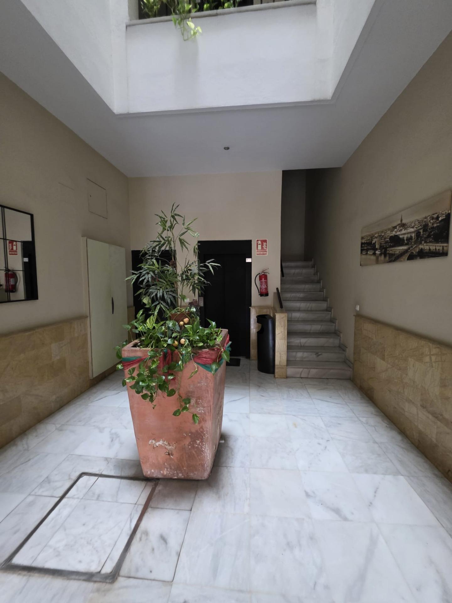 ESTUPENDO PISO EN ALQUILER EN MARIA AUXILIADORA