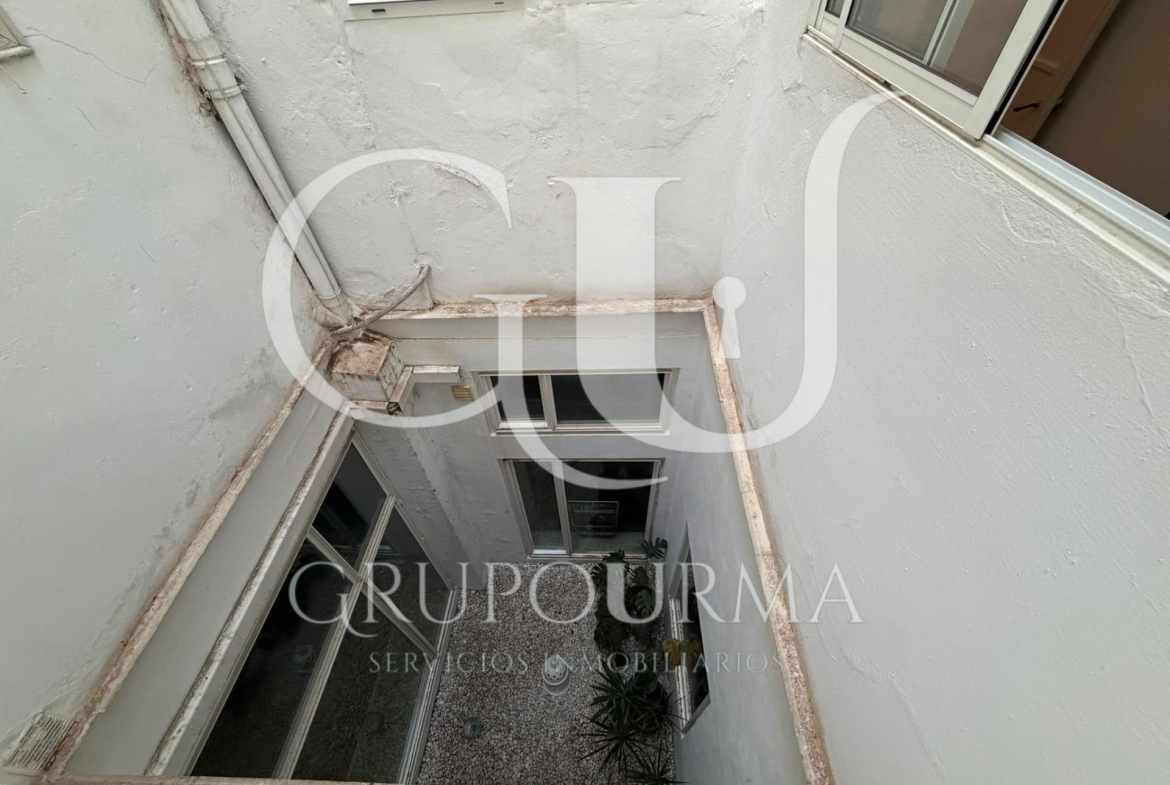 ESTUPENDO PISO EN PLENO CENTRO DE SEVILLA