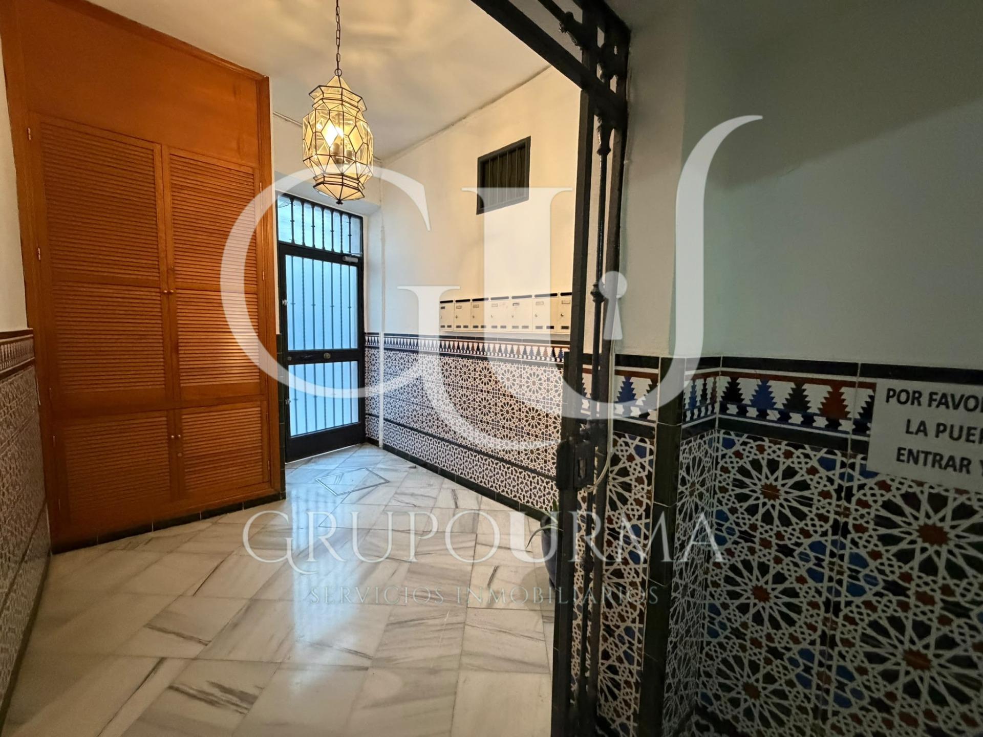 ESTUPENDO PISO EN PLENO CENTRO DE SEVILLA