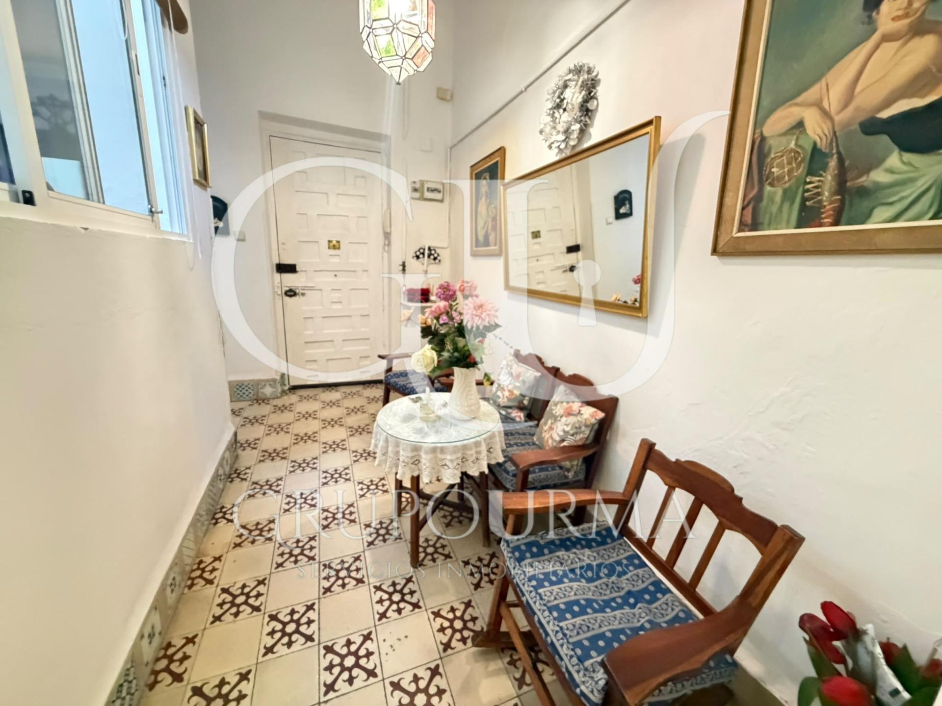 ESTUPENDO PISO EN PLENO CENTRO DE SEVILLA