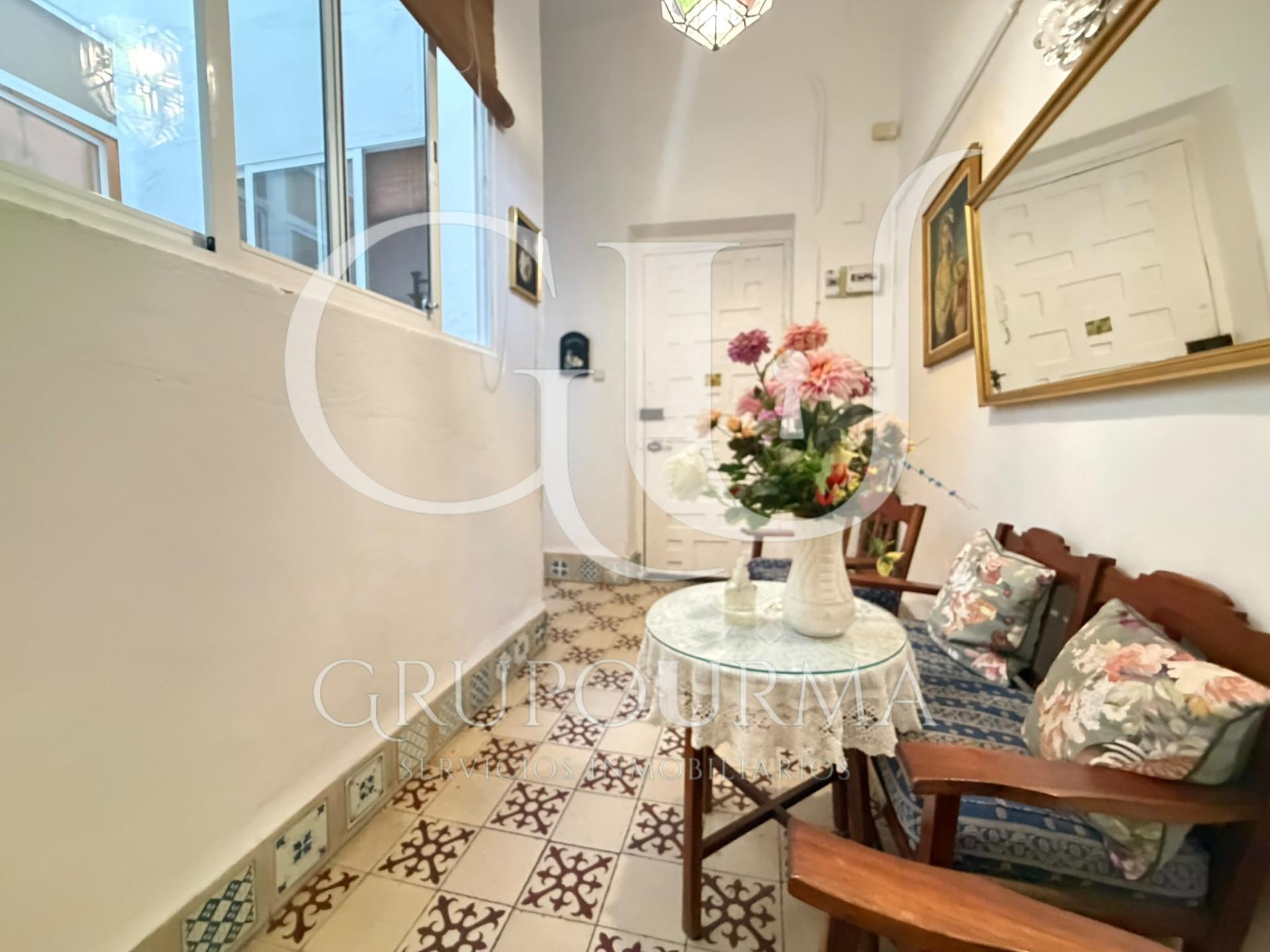 ESTUPENDO PISO EN PLENO CENTRO DE SEVILLA
