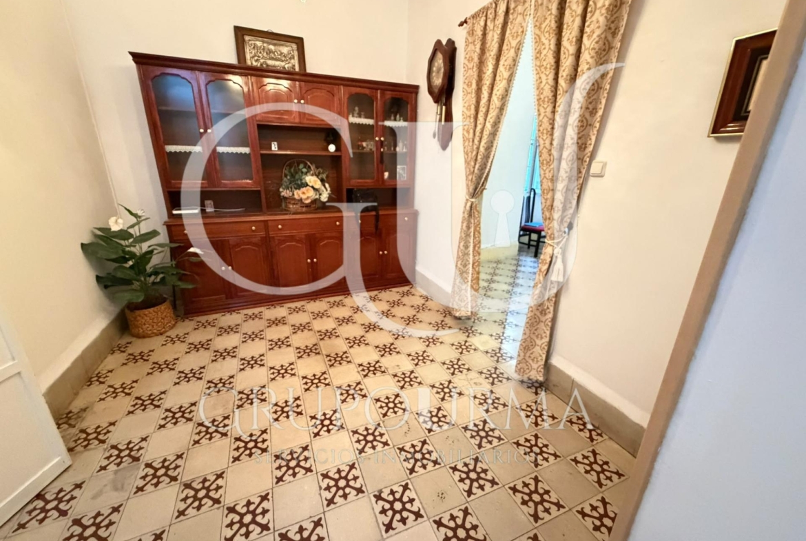 ESTUPENDO PISO EN PLENO CENTRO DE SEVILLA