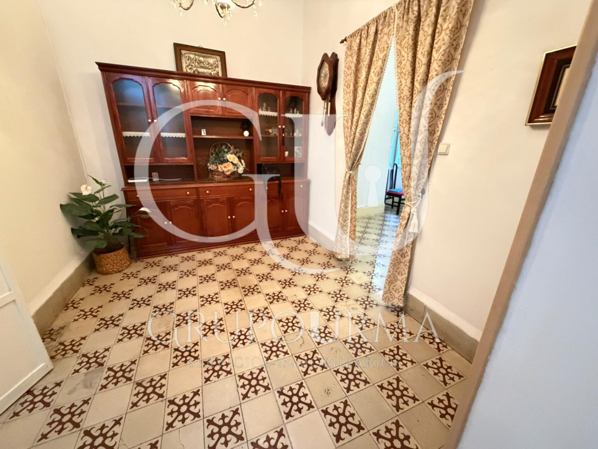 ESTUPENDO PISO EN PLENO CENTRO DE SEVILLA