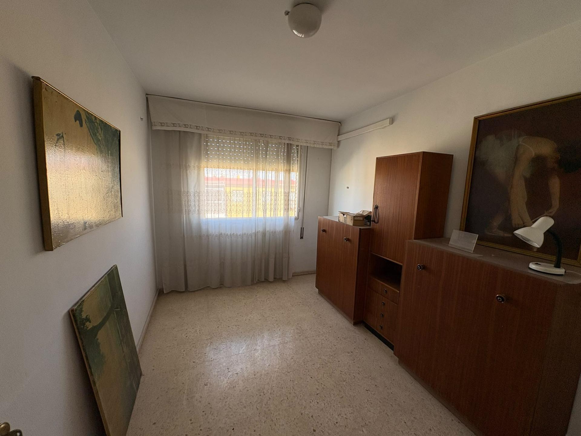 ¡¡ESTUPENDO PISO EN AVDA. MIRAFLORES!!