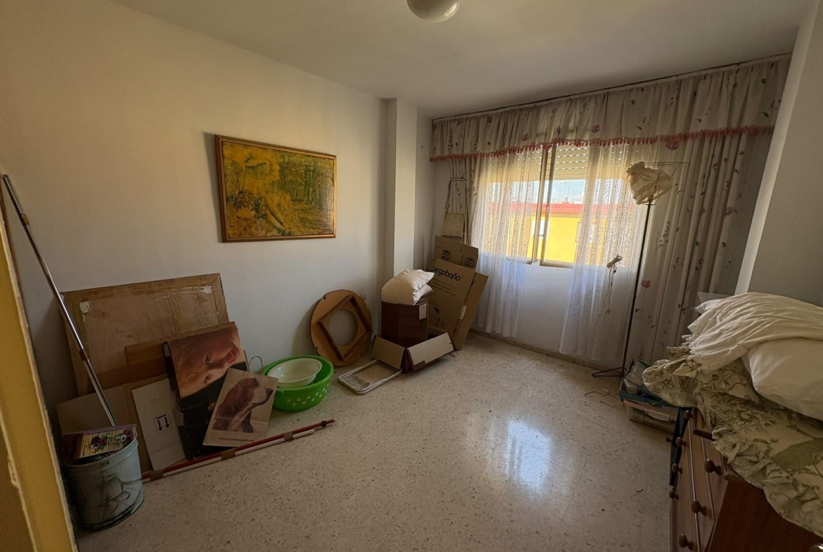 ¡¡ESTUPENDO PISO EN AVDA. MIRAFLORES!!