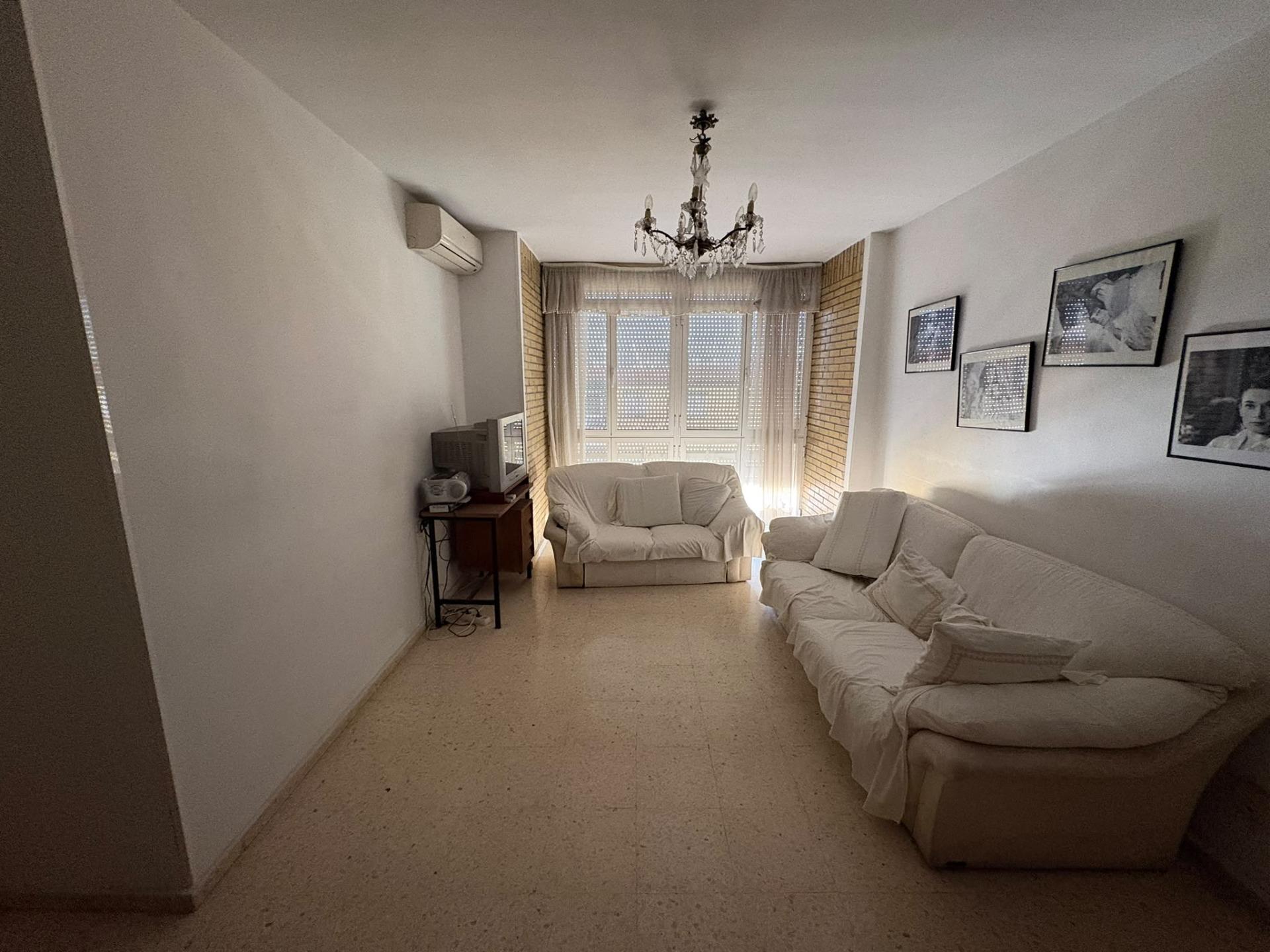 ¡¡ESTUPENDO PISO EN AVDA. MIRAFLORES!!
