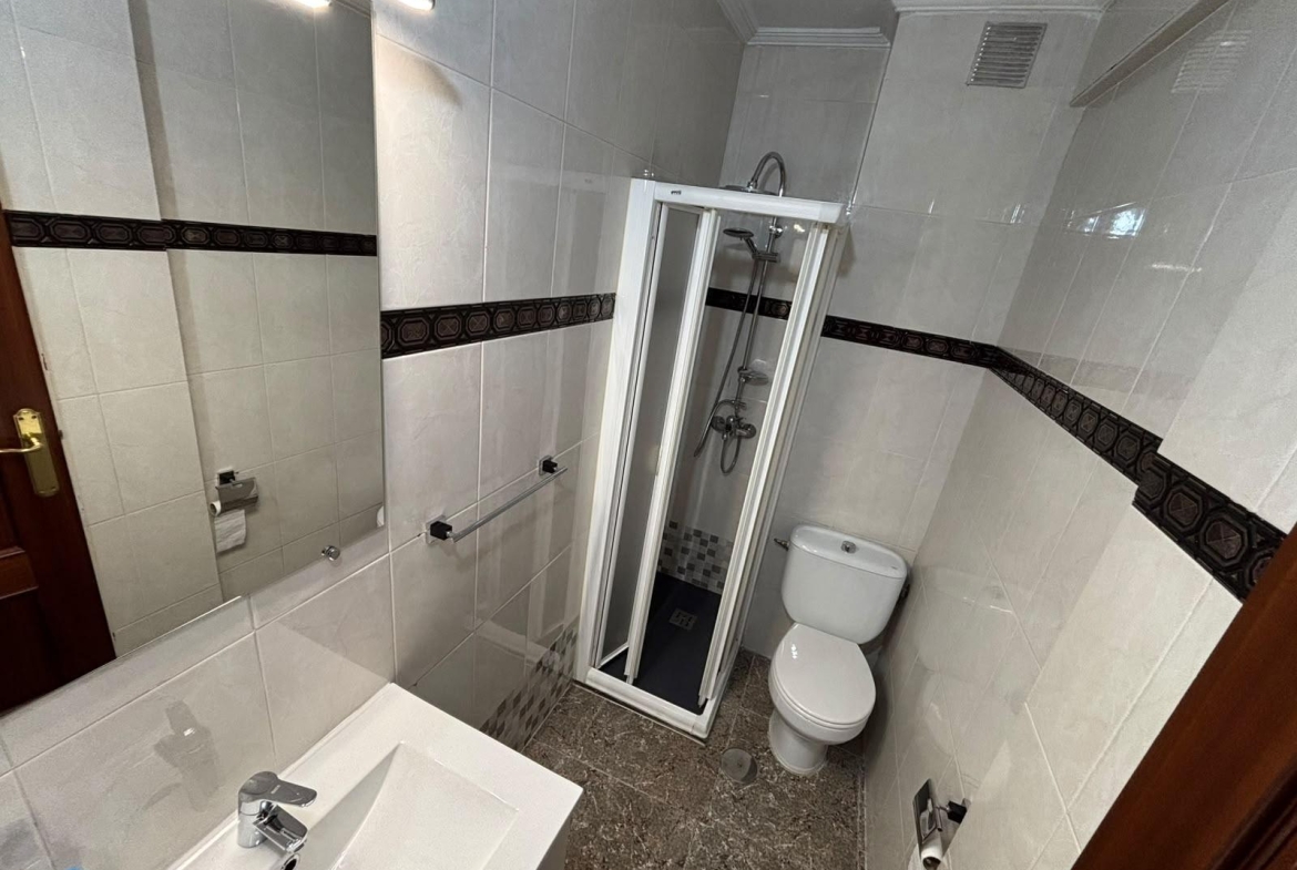 PISO REFORMADO EN VILLEGAS