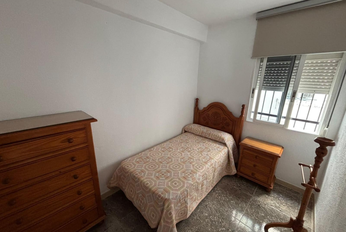 PISO REFORMADO EN VILLEGAS