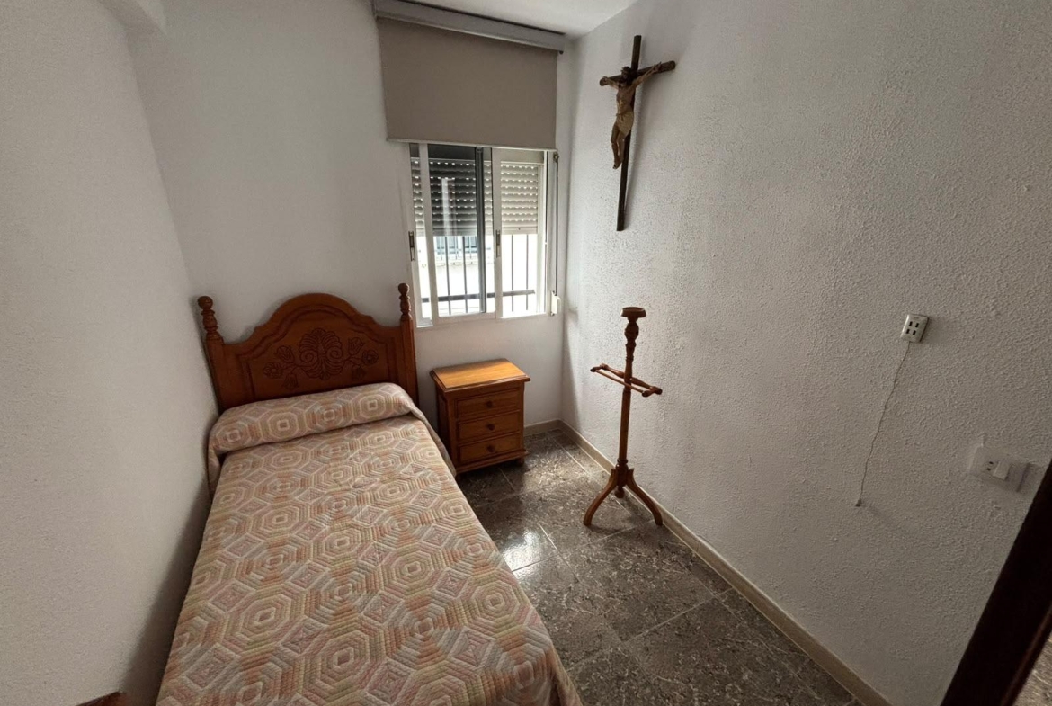 PISO REFORMADO EN VILLEGAS