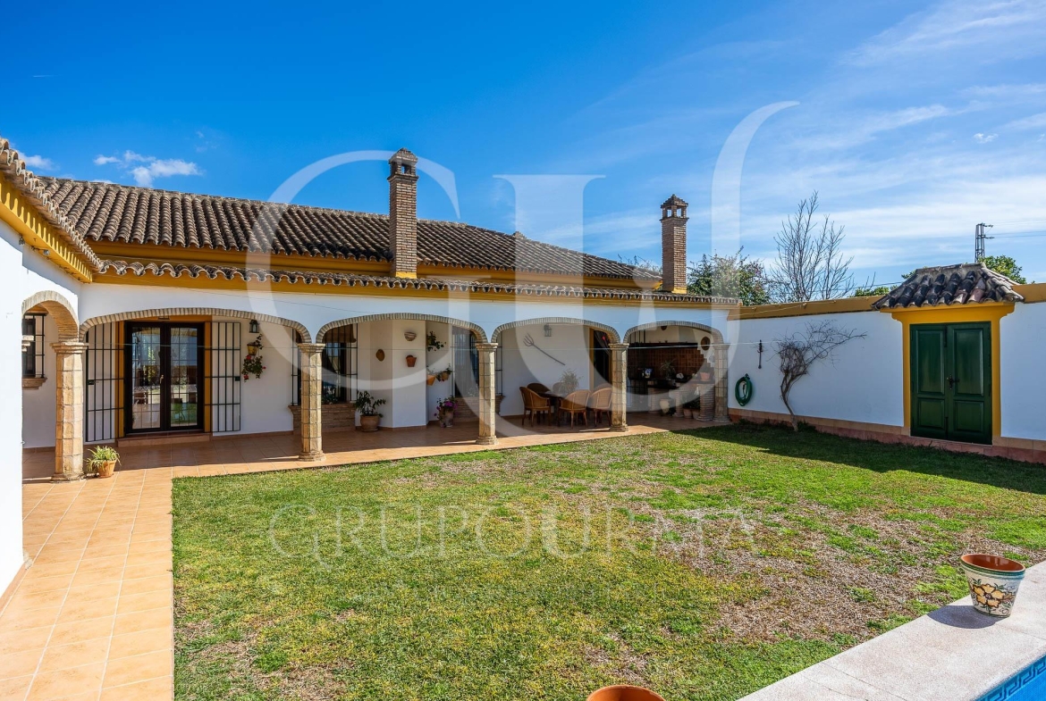 ¡MARAVILLOSA FINCA RUSTICA EN SEVILLA CAPITAL!