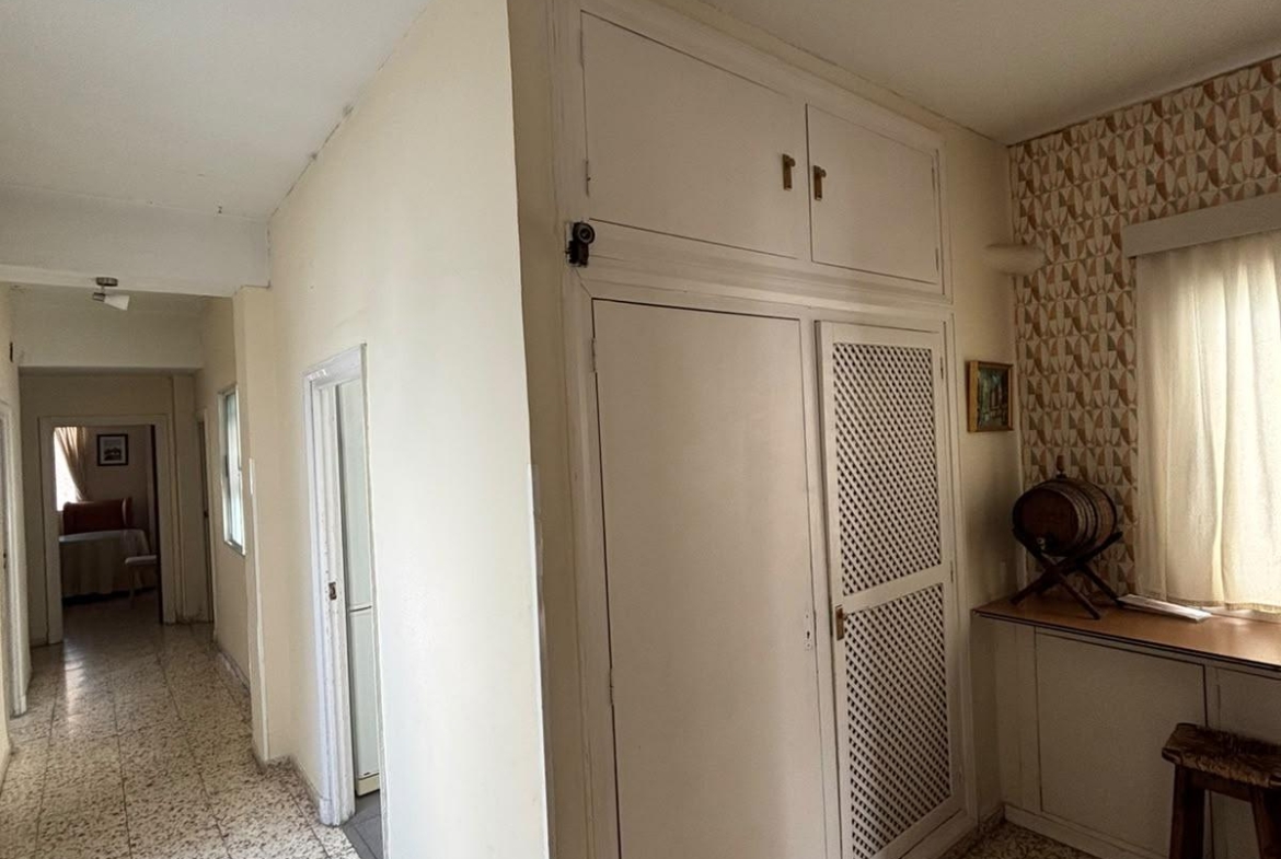 ¡GRUPO URMA OFRECE ESTA MAGNÍFICA VIVIENDA DE 255 M² EN CALLE ZARAGOZA, UNA DE LAS UBICACIONES MÁS PRIVILEGIADAS DE SEVILLA!