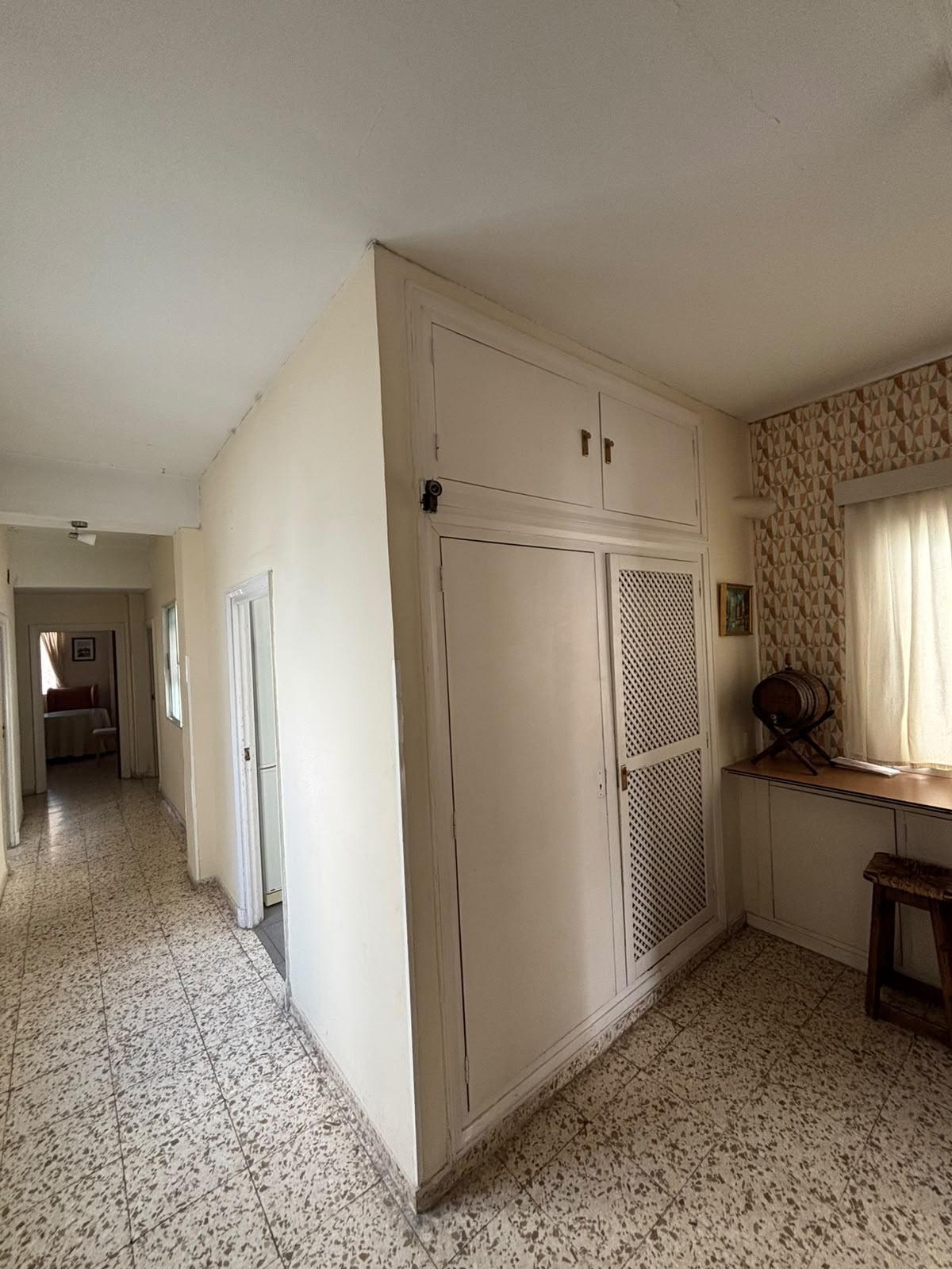 ¡GRUPO URMA OFRECE ESTA MAGNÍFICA VIVIENDA DE 255 M² EN CALLE ZARAGOZA, UNA DE LAS UBICACIONES MÁS PRIVILEGIADAS DE SEVILLA!