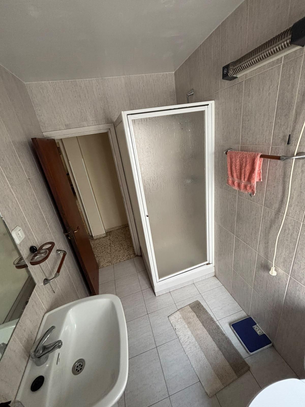 ¡GRUPO URMA OFRECE ESTA MAGNÍFICA VIVIENDA DE 255 M² EN CALLE ZARAGOZA, UNA DE LAS UBICACIONES MÁS PRIVILEGIADAS DE SEVILLA!