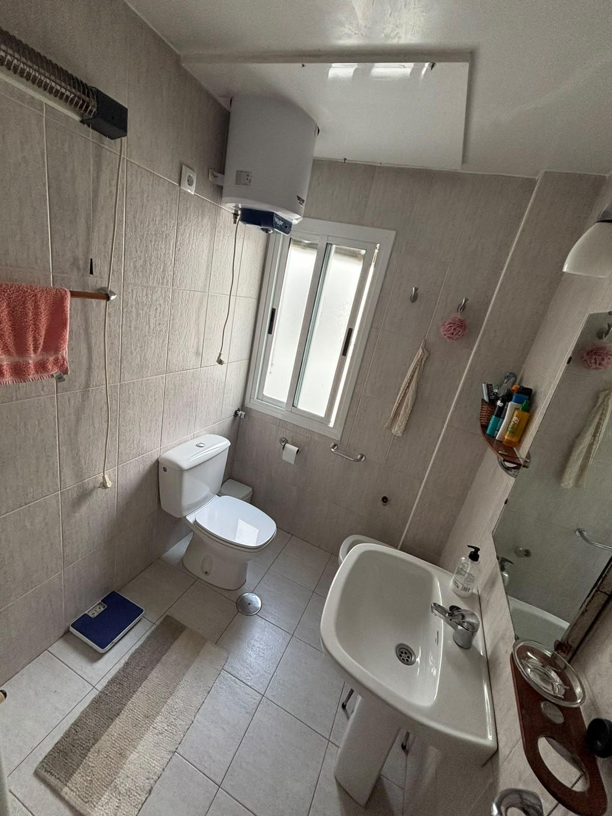 ¡GRUPO URMA OFRECE ESTA MAGNÍFICA VIVIENDA DE 255 M² EN CALLE ZARAGOZA, UNA DE LAS UBICACIONES MÁS PRIVILEGIADAS DE SEVILLA!