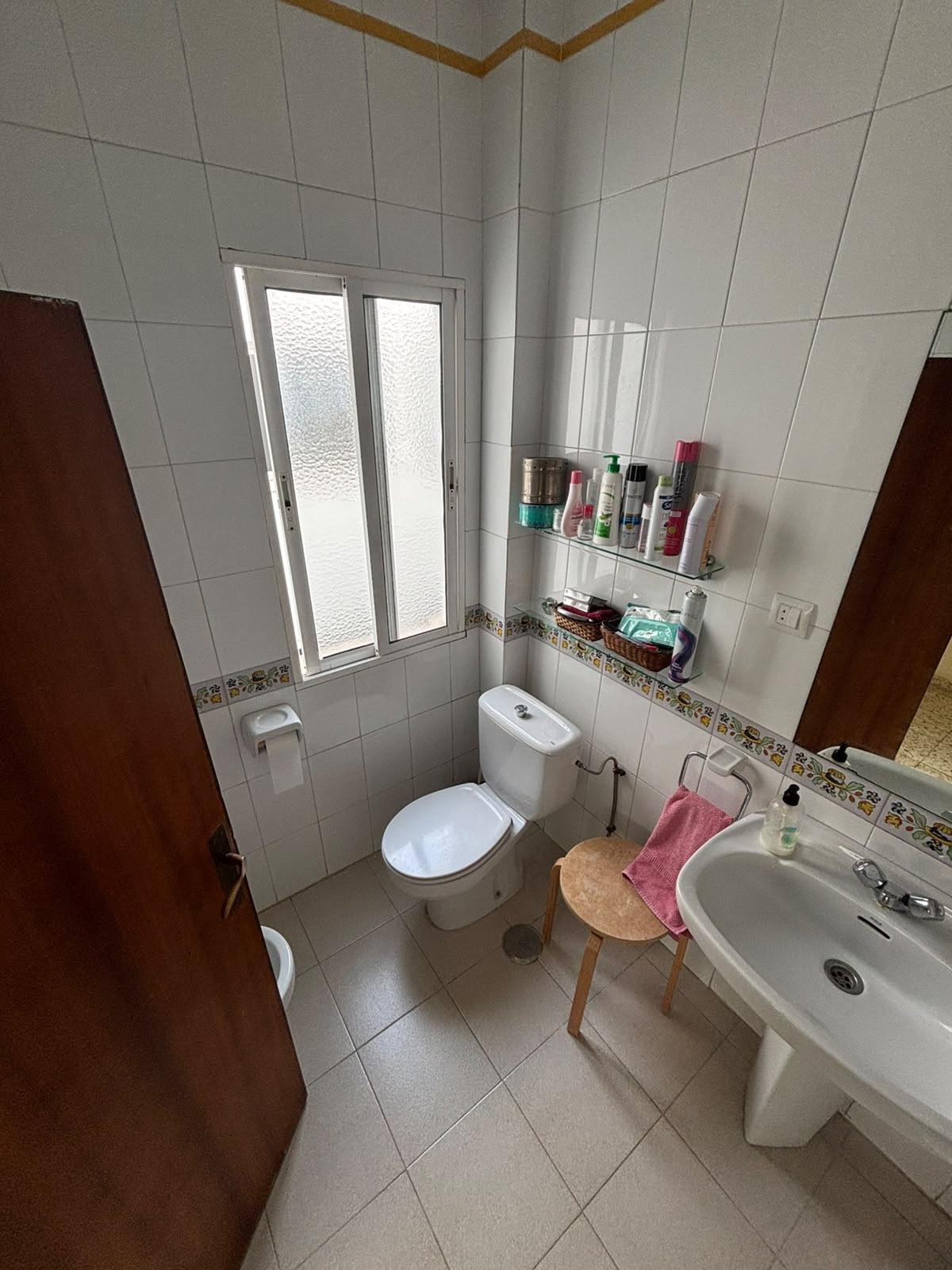 ¡GRUPO URMA OFRECE ESTA MAGNÍFICA VIVIENDA DE 255 M² EN CALLE ZARAGOZA, UNA DE LAS UBICACIONES MÁS PRIVILEGIADAS DE SEVILLA!