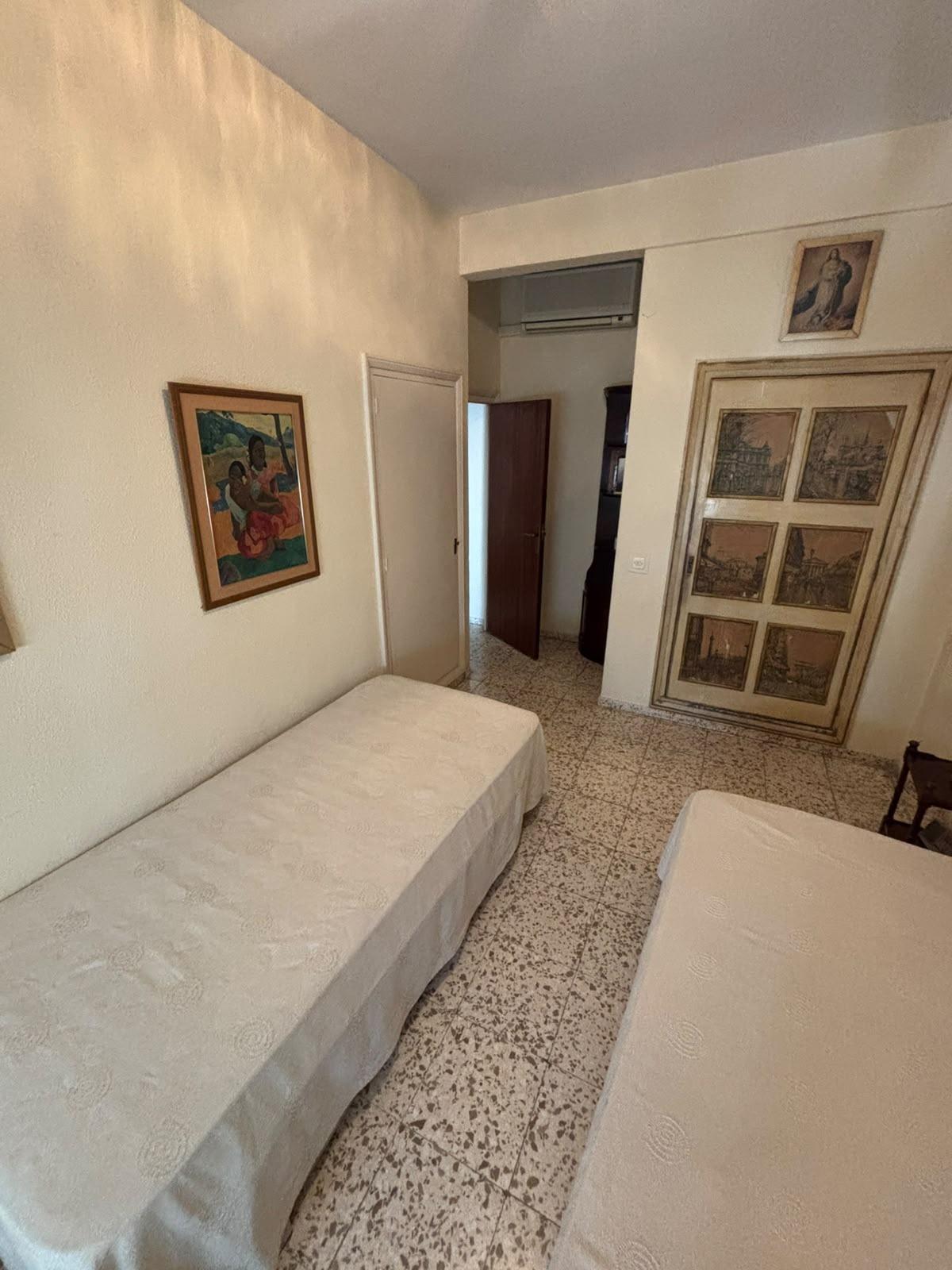 ¡GRUPO URMA OFRECE ESTA MAGNÍFICA VIVIENDA DE 255 M² EN CALLE ZARAGOZA, UNA DE LAS UBICACIONES MÁS PRIVILEGIADAS DE SEVILLA!
