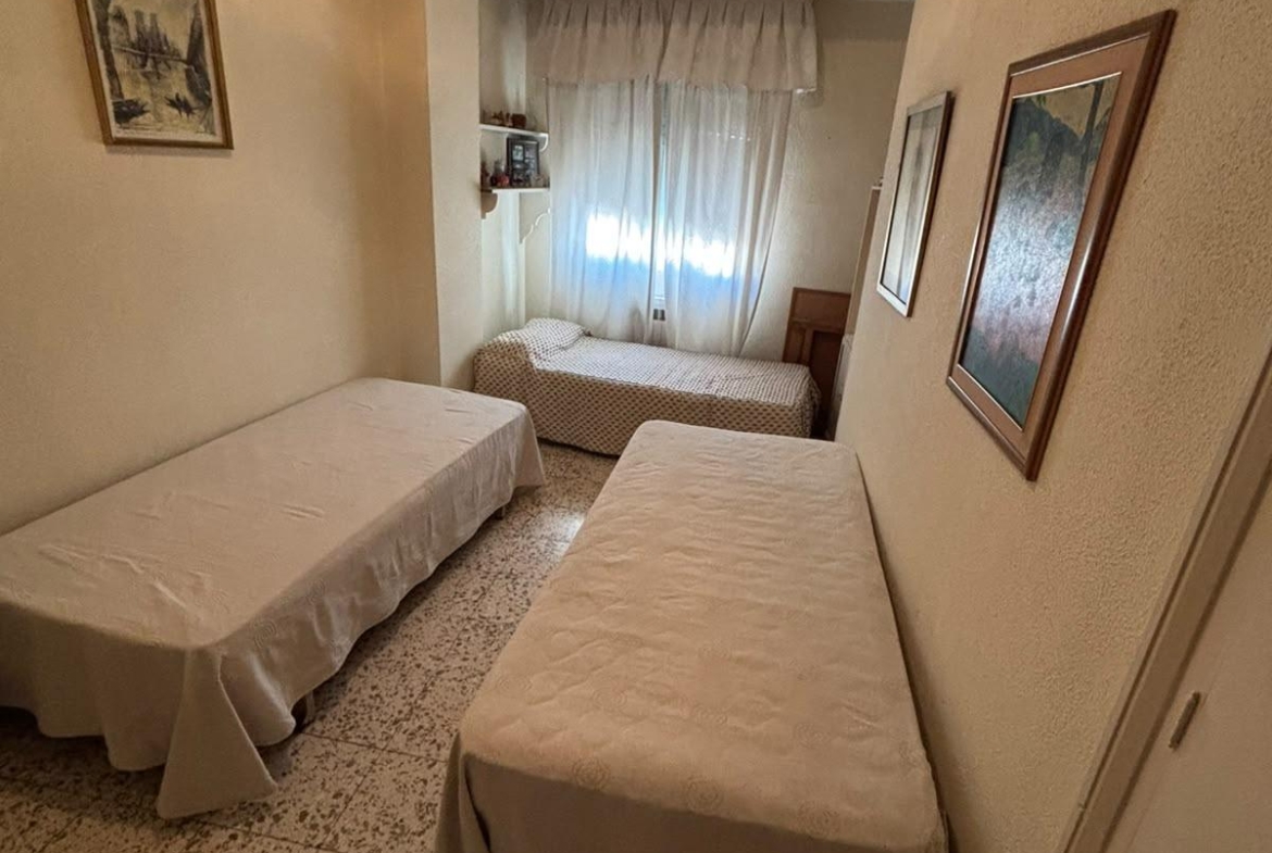 ¡GRUPO URMA OFRECE ESTA MAGNÍFICA VIVIENDA DE 255 M² EN CALLE ZARAGOZA, UNA DE LAS UBICACIONES MÁS PRIVILEGIADAS DE SEVILLA!