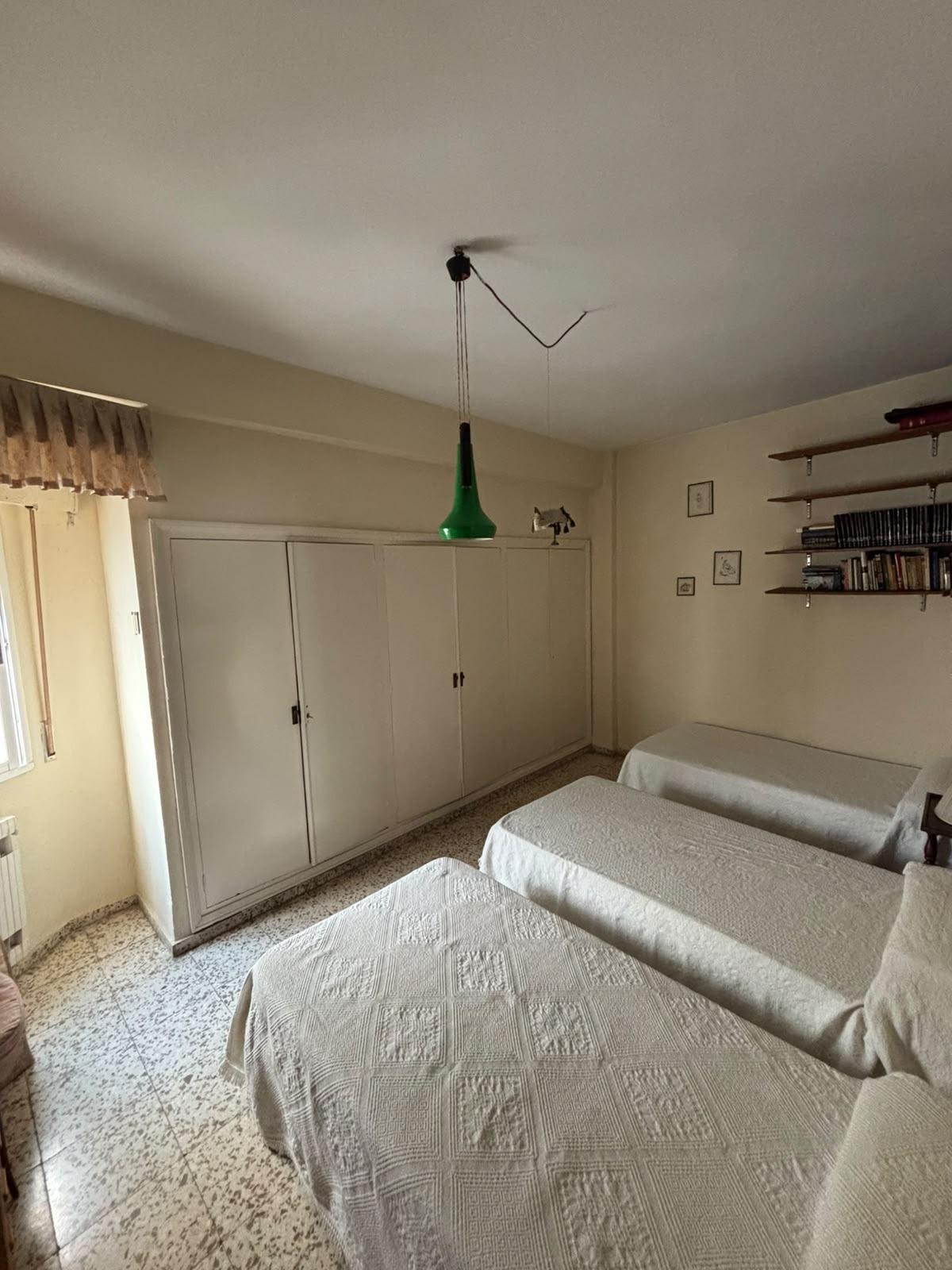 ¡GRUPO URMA OFRECE ESTA MAGNÍFICA VIVIENDA DE 255 M² EN CALLE ZARAGOZA, UNA DE LAS UBICACIONES MÁS PRIVILEGIADAS DE SEVILLA!