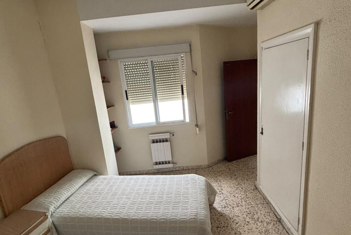 ¡GRUPO URMA OFRECE ESTA MAGNÍFICA VIVIENDA DE 255 M² EN CALLE ZARAGOZA, UNA DE LAS UBICACIONES MÁS PRIVILEGIADAS DE SEVILLA!