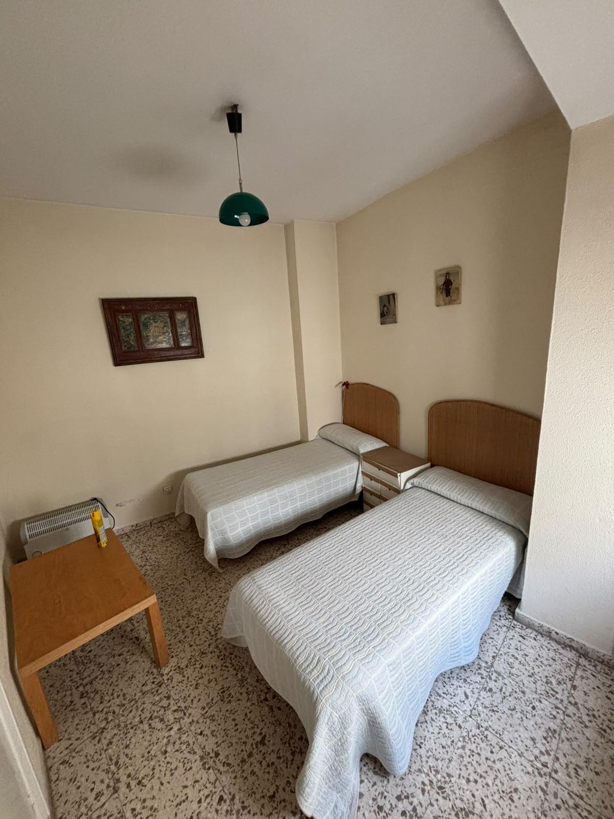 ¡GRUPO URMA OFRECE ESTA MAGNÍFICA VIVIENDA DE 255 M² EN CALLE ZARAGOZA, UNA DE LAS UBICACIONES MÁS PRIVILEGIADAS DE SEVILLA!