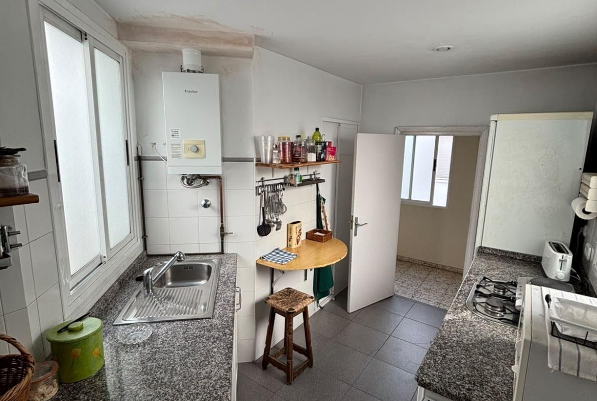 ¡GRUPO URMA OFRECE ESTA MAGNÍFICA VIVIENDA DE 255 M² EN CALLE ZARAGOZA, UNA DE LAS UBICACIONES MÁS PRIVILEGIADAS DE SEVILLA!