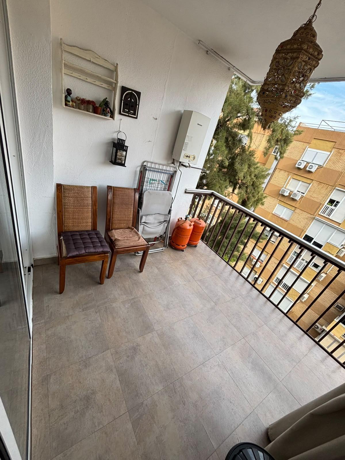 ¡SE ALQUILAN 2 ESTUPENDAS HABITACIONES EN CALLE URQUIZA – ZONA SANTA JUSTA!